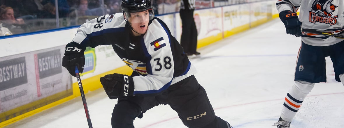 Forward Julien Nantel Returns to Colorado